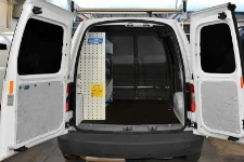 ALLESTIMENTO FURGONE OFFICINA MOBILE SU VOLKSWAGEN CADDY 2003 L1 04a