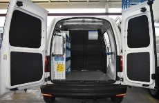 ALLESTIMENTO PER FURGONE VOLKSWAGEN CADDY 2003 L1 06a