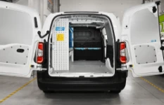 FOTO ARREDAMENTI VEICOLI COMMERCIALI SU CITROEN BERLINGO 2018 L2 10a