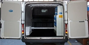 SCAFFALI FURGONE SU FORD TRANSIT 2000 L1 H1 09a