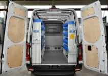 TRASFORMAZIONE FURGONE SU MERCEDES SPRINTER 2018 L2 H2 06a